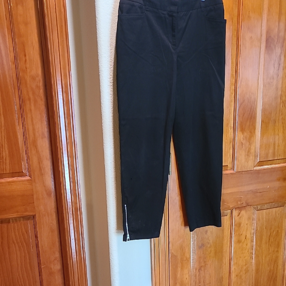 Chico's  Pants with Zipper Accent On Legs Black Size 1.5 (Medium)